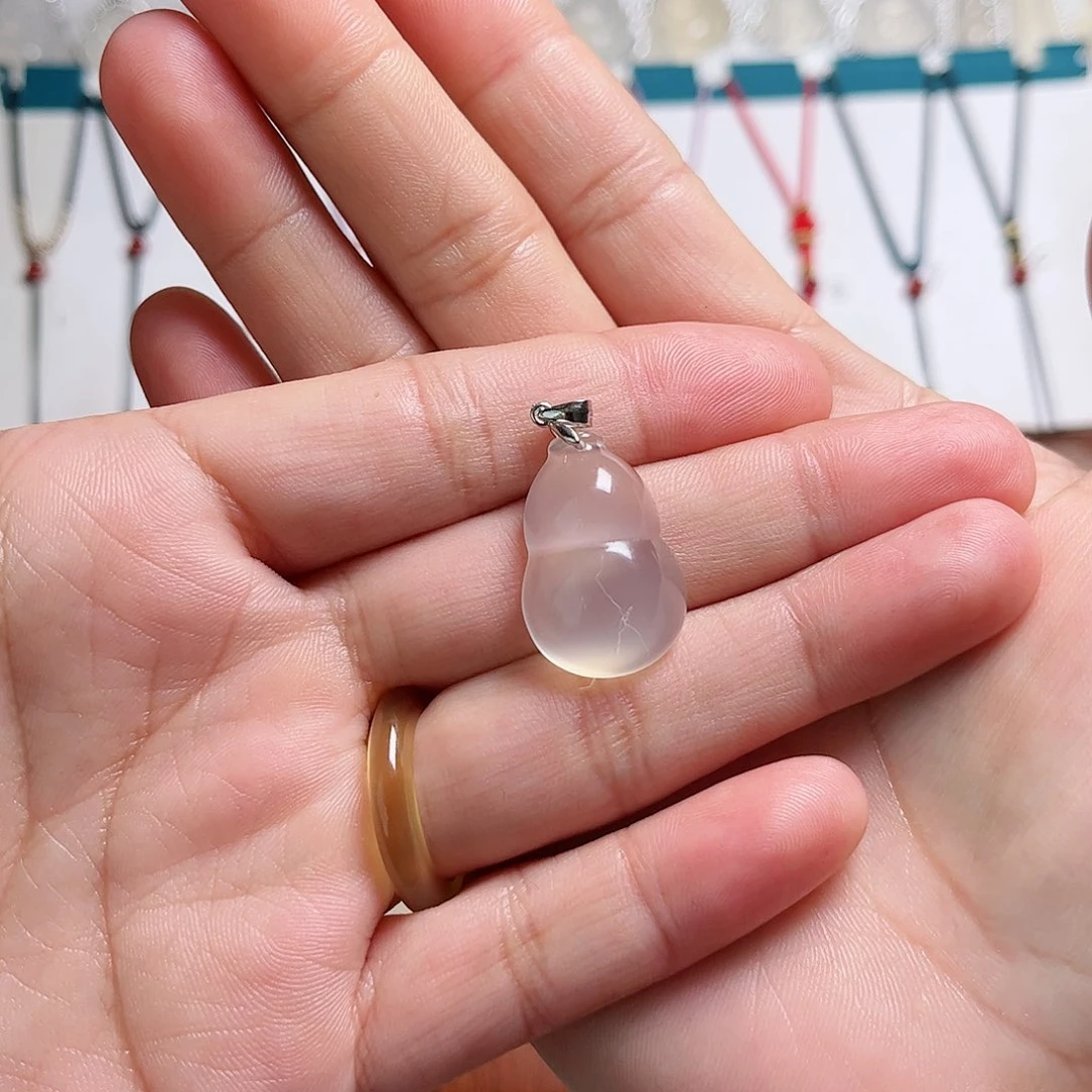 玛瑙/玉髓颈饰未镶嵌鱼