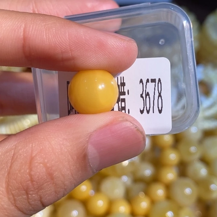 琥珀未镶嵌珠宝奇石3678