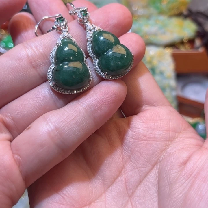 翡翠未镶嵌戒指翡翠