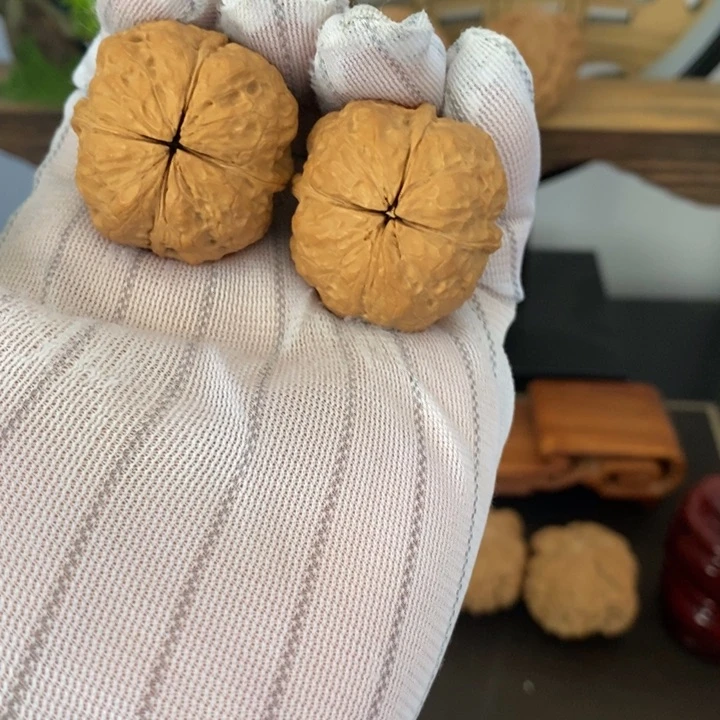 桃核吊坠31尺寸铁四棱
