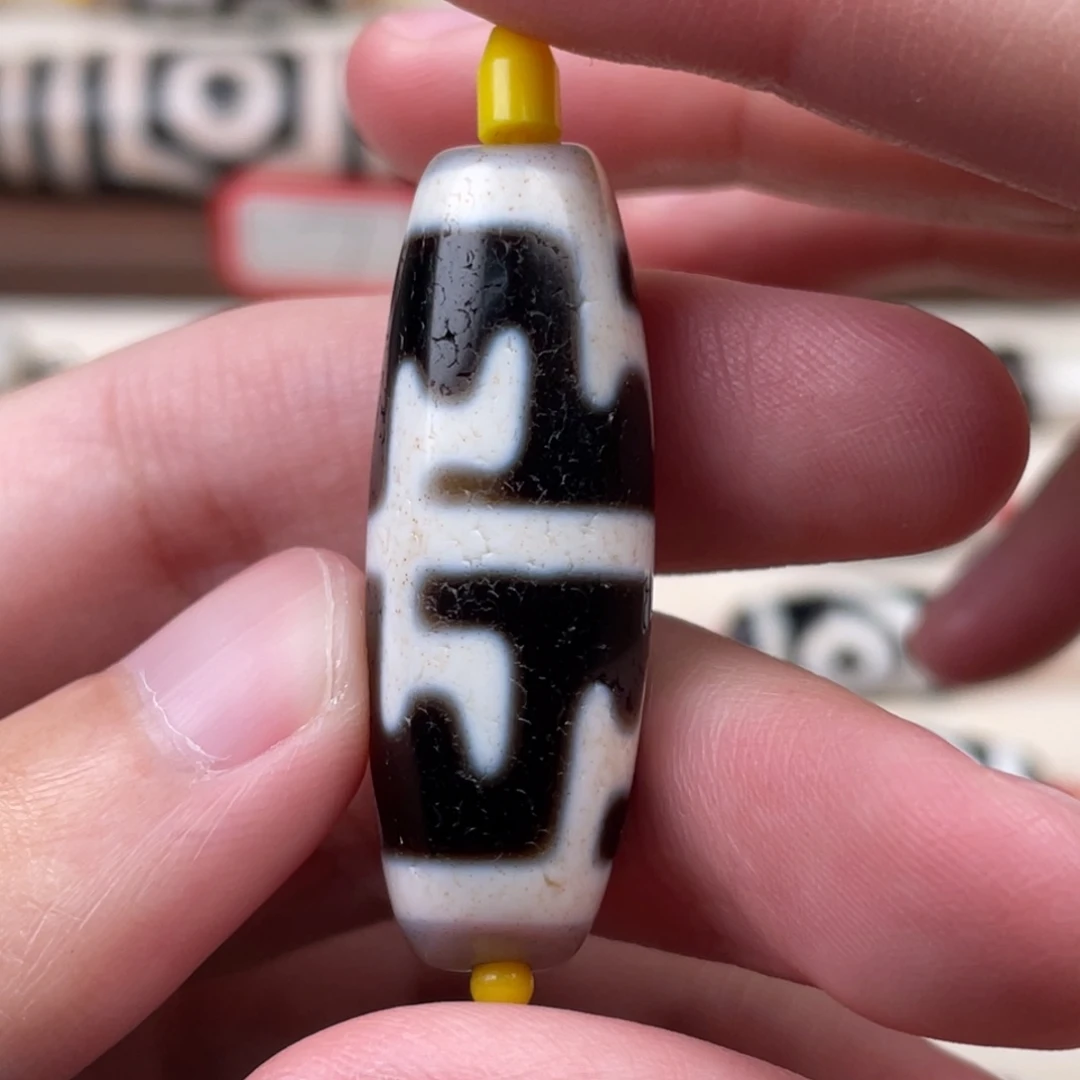 玛瑙/玉髓裸珠37.8 12.8 行运F器图腾天珠