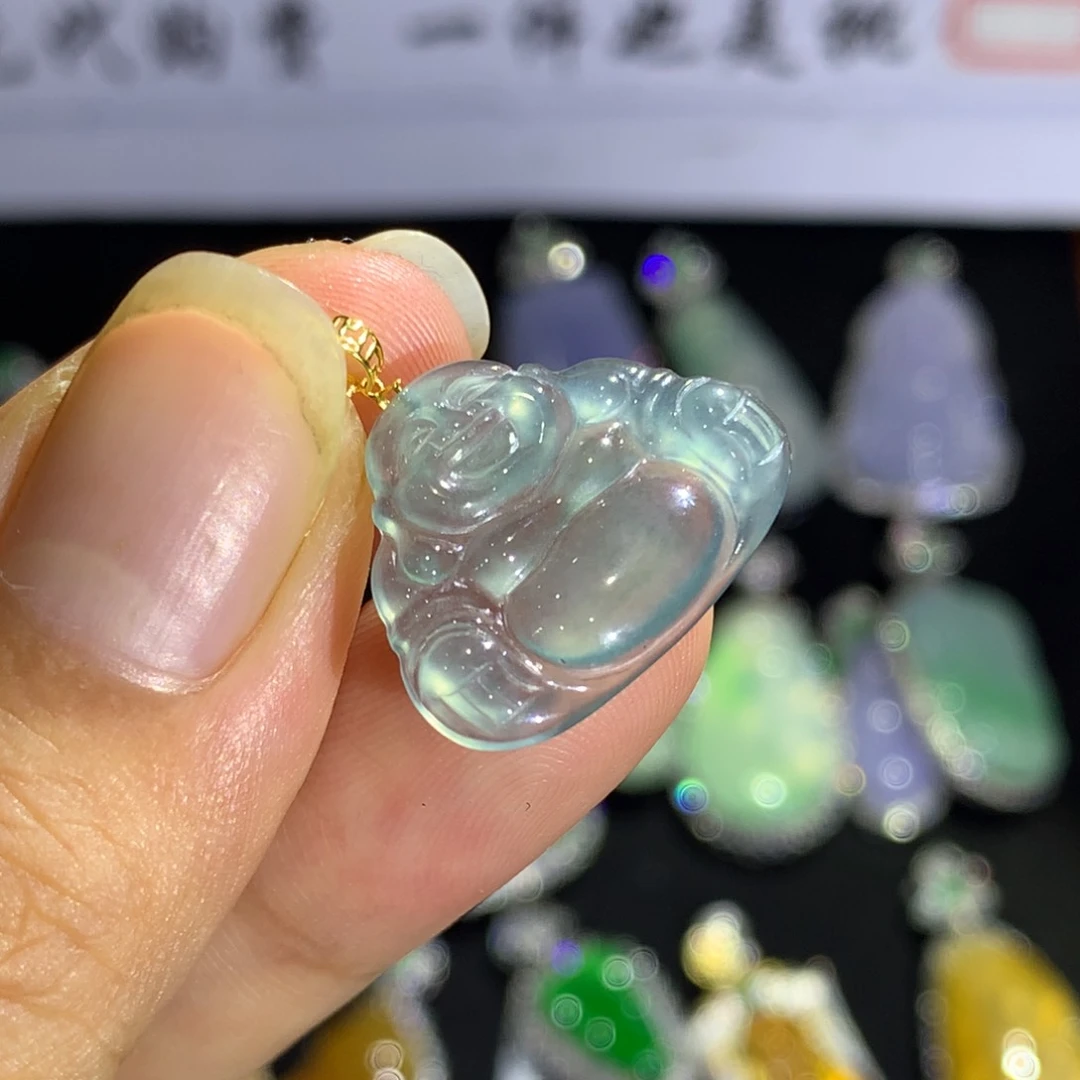 翡翠18K金镶嵌颈饰7、