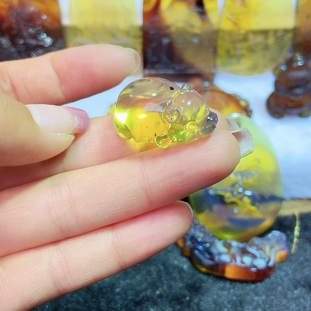 琥珀颈饰未镶嵌鼠