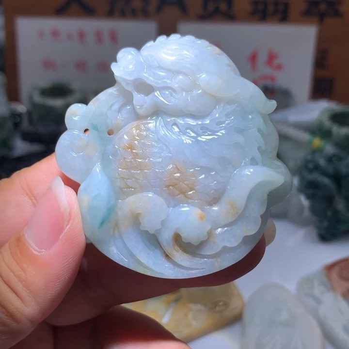 翡翠未镶嵌颈饰保真天然A货翡翠
