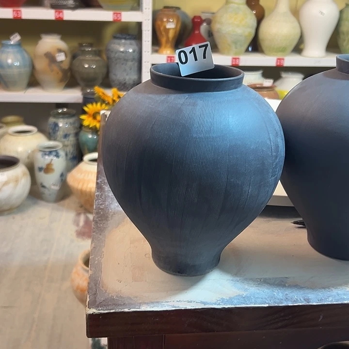 我****白泥花瓶口8，高24，017，摆件