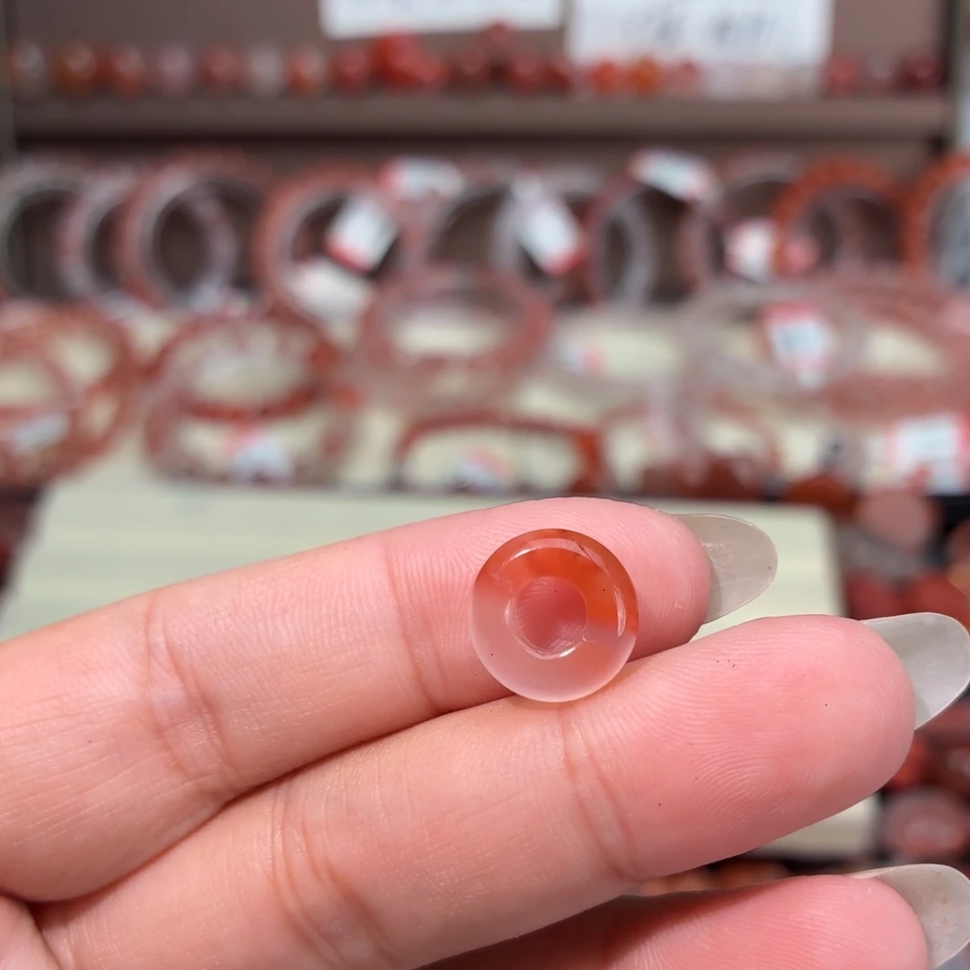 我***呀南红玛瑙未镶嵌川料甜甜圈