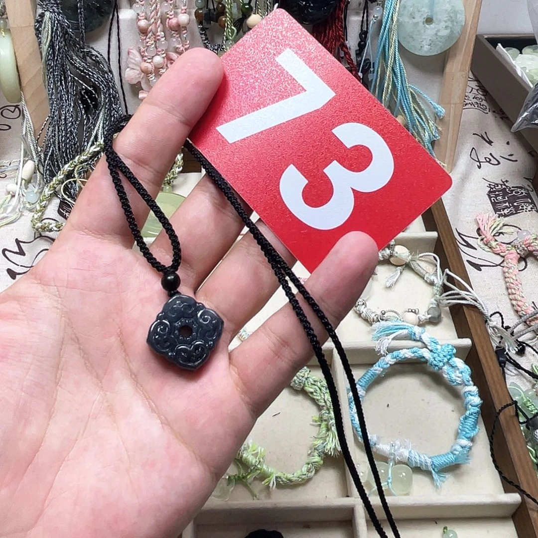 蛇纹石玉合金颈饰