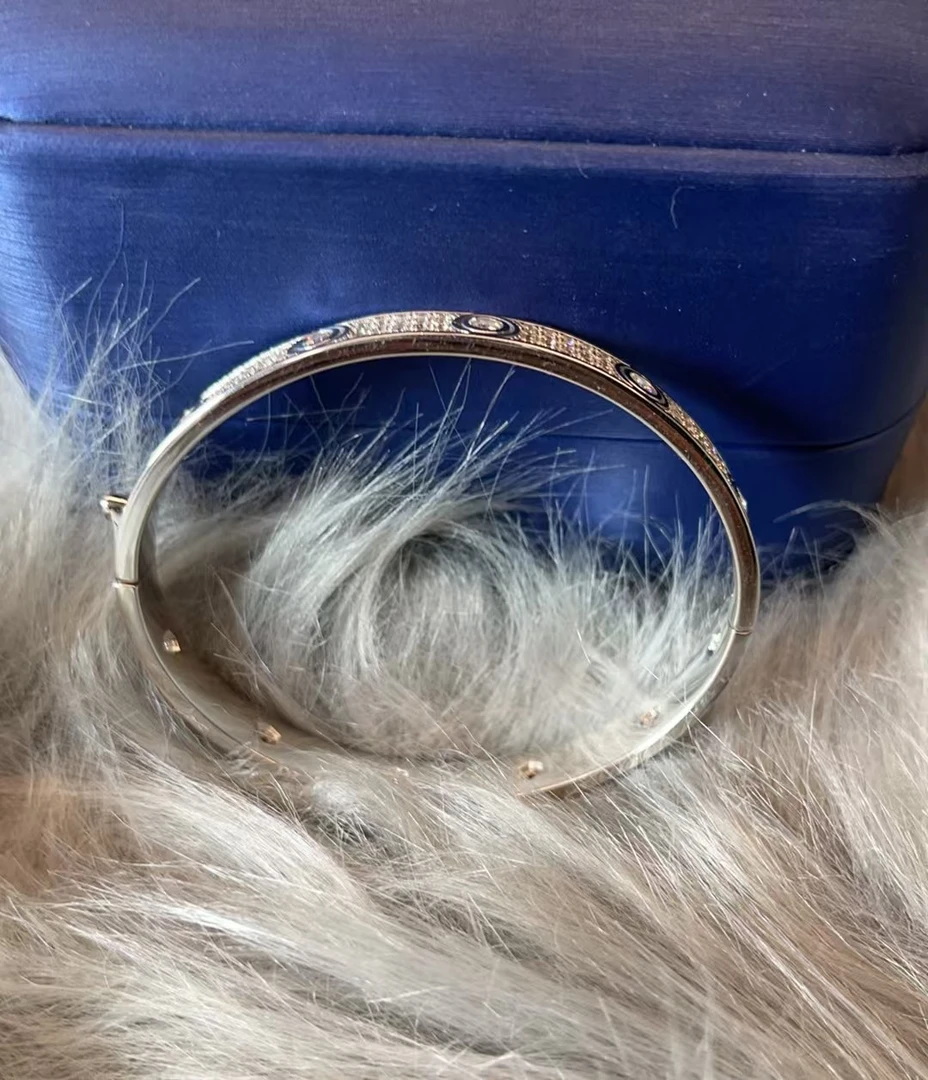 先检后发【风尚珠宝】卡家满天星宽排手镯