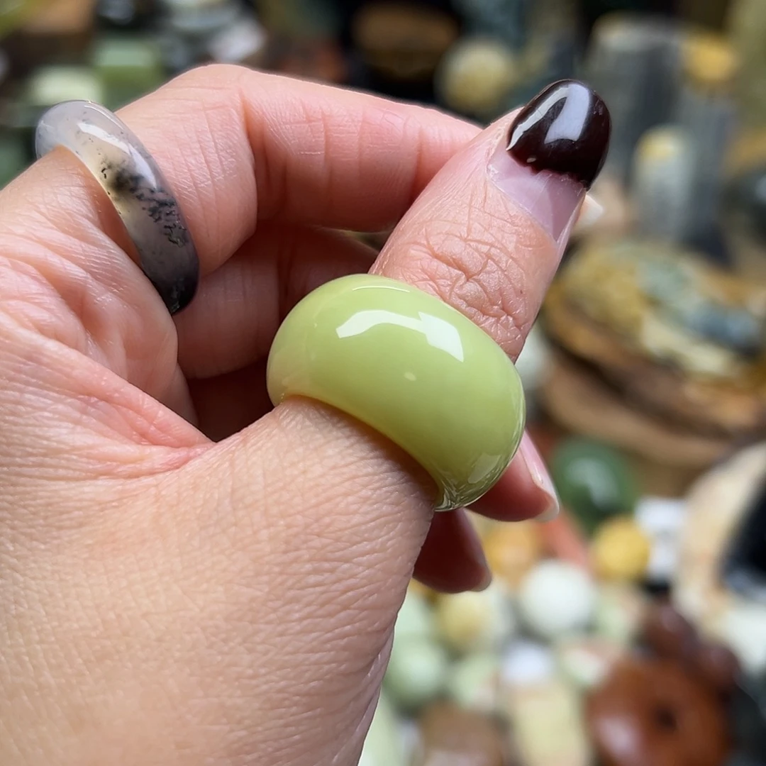 岫玉未镶嵌颈饰辽阳料扳指18