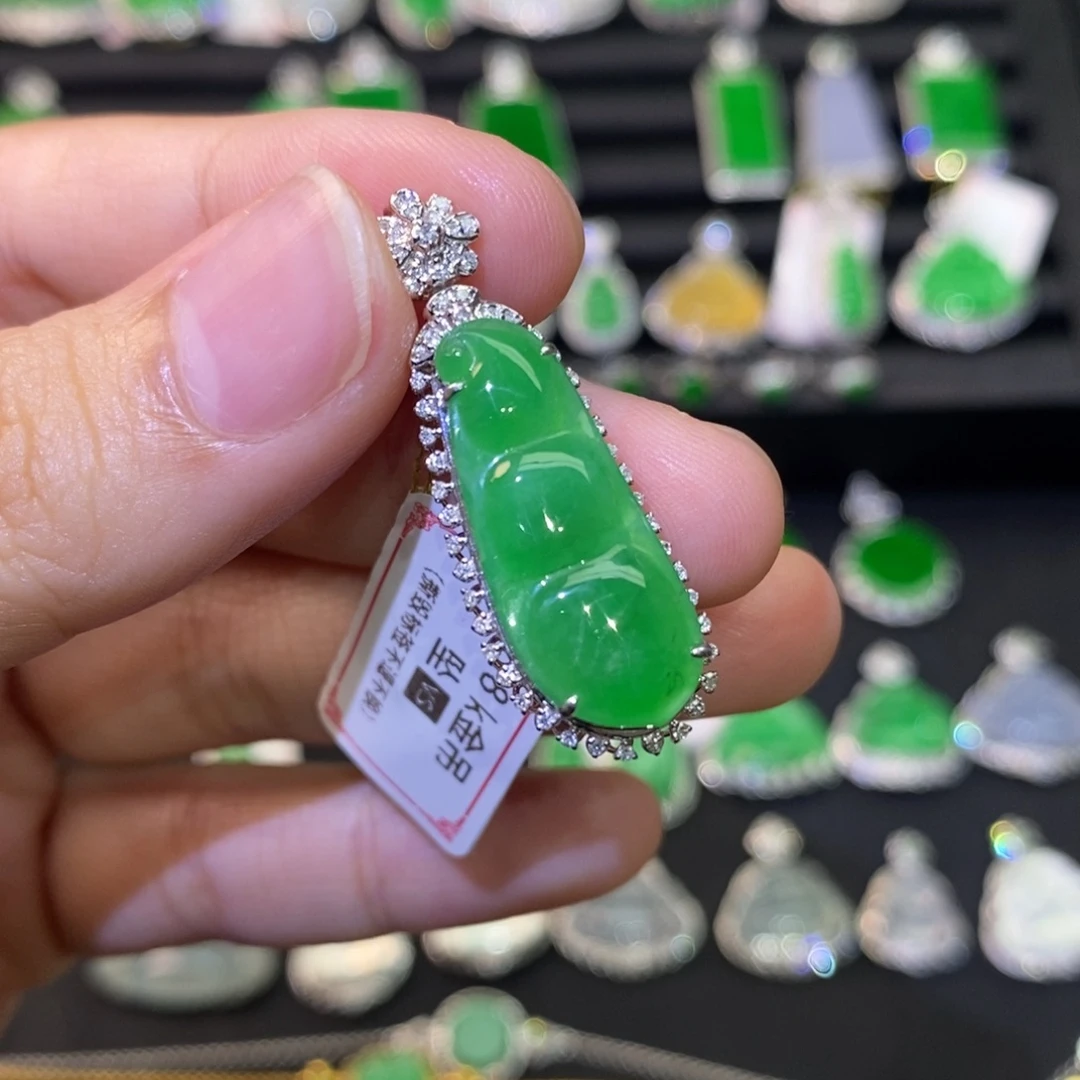 翡翠18K金镶嵌吊坠(不含链)