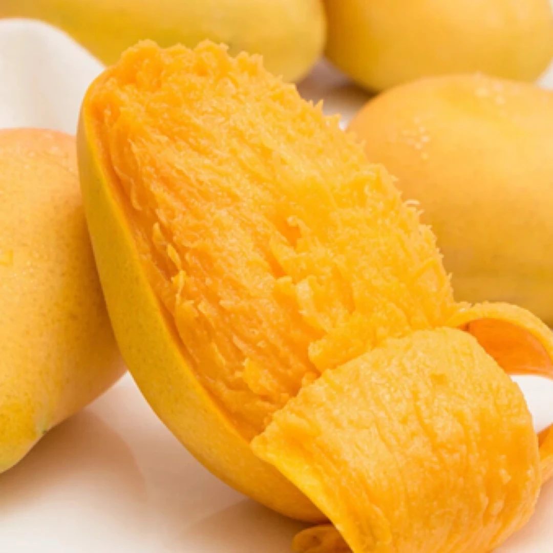 1.5斤左右 超甜一盒装海南小台芒 台农芒果 皮薄 核小 纯甜