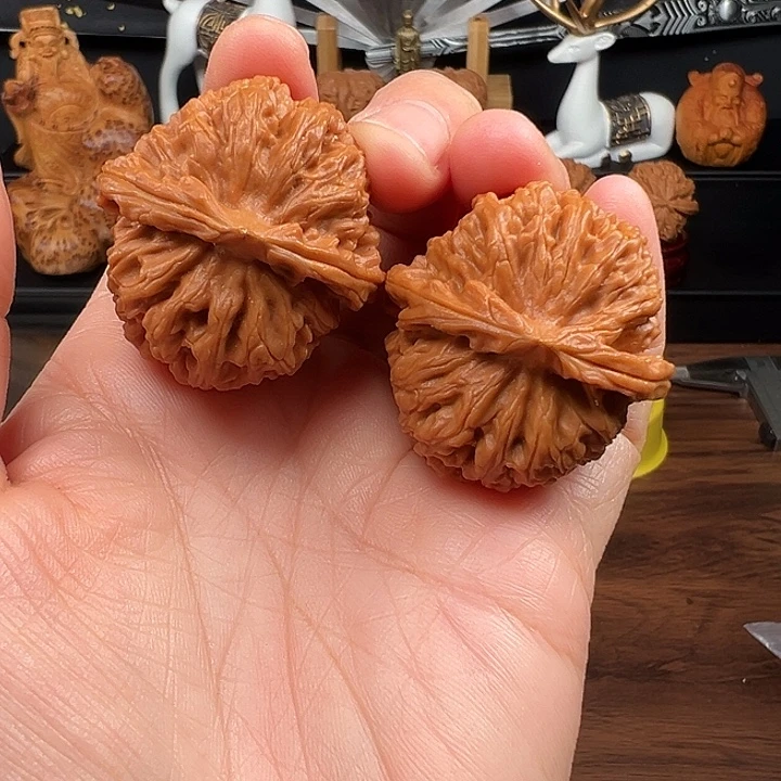 文玩核桃吊坠37全品荔枝纹