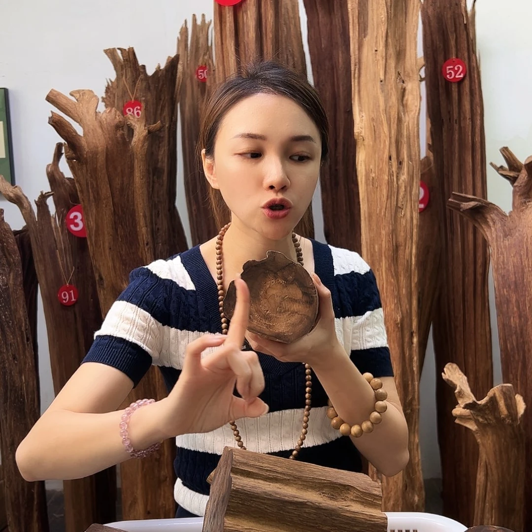 沉香碎屑沉香天然沉香原料