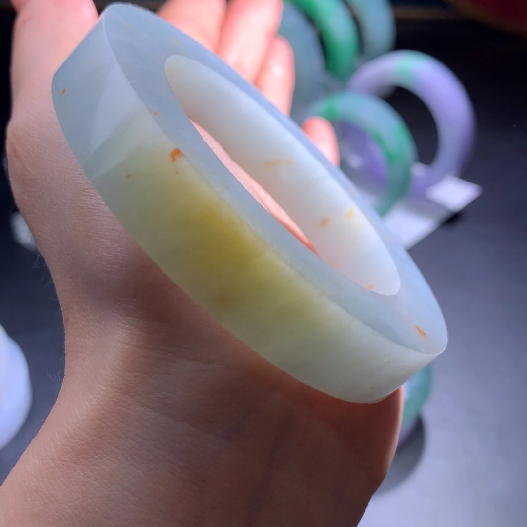 未镶嵌特价大漏洒金定制翡翠