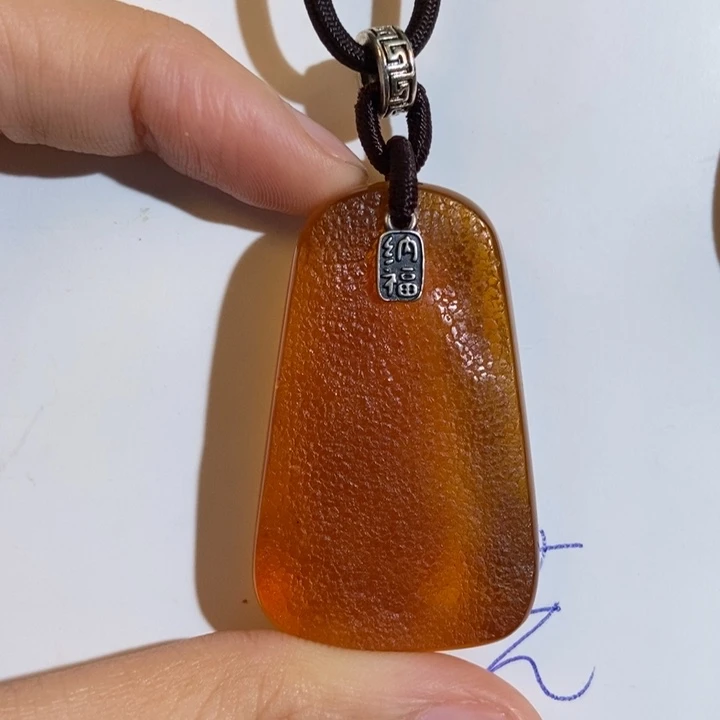 紫***水定制琥珀未镶嵌琥珀蜜蜡