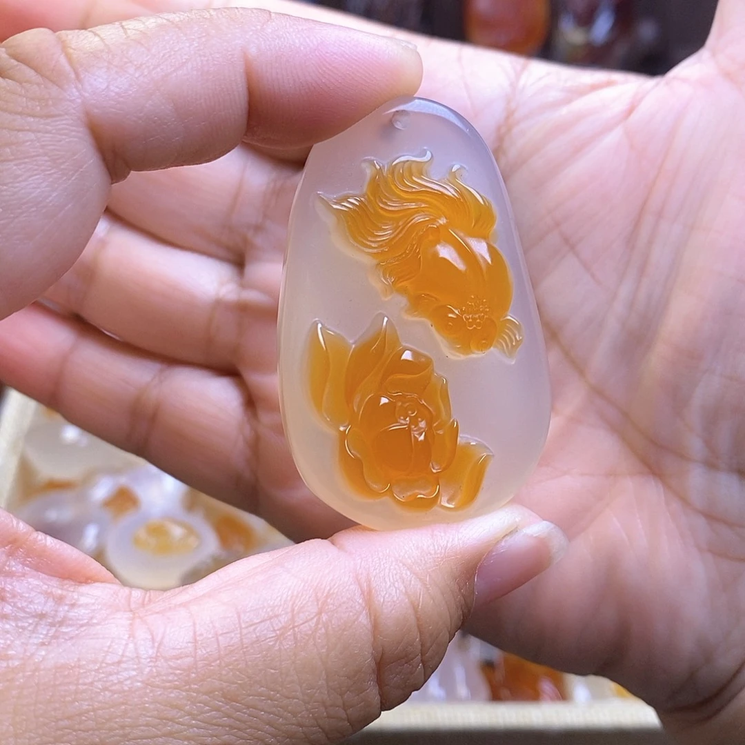 玛瑙/玉髓未镶嵌颈饰