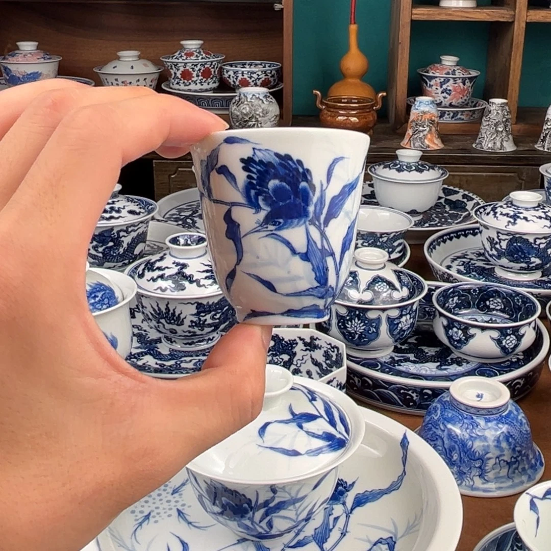 瓷片杯子哈哈哈哈哈哈哈哈哈哈