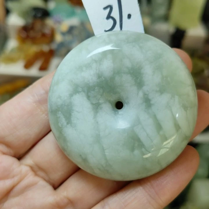 岫玉未镶嵌平安扣