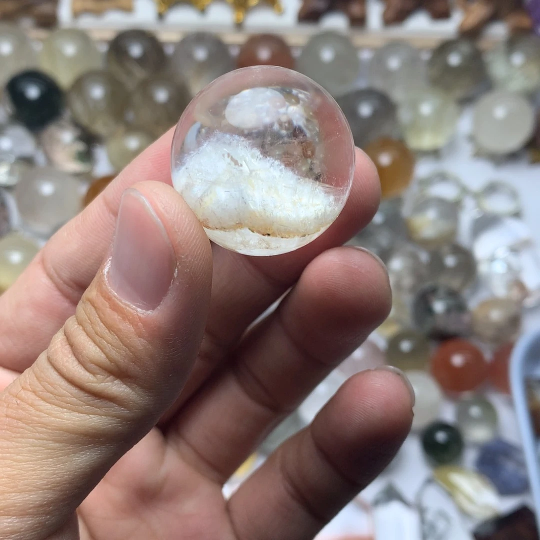 水晶珠宝半成品未镶嵌周白幽灵球