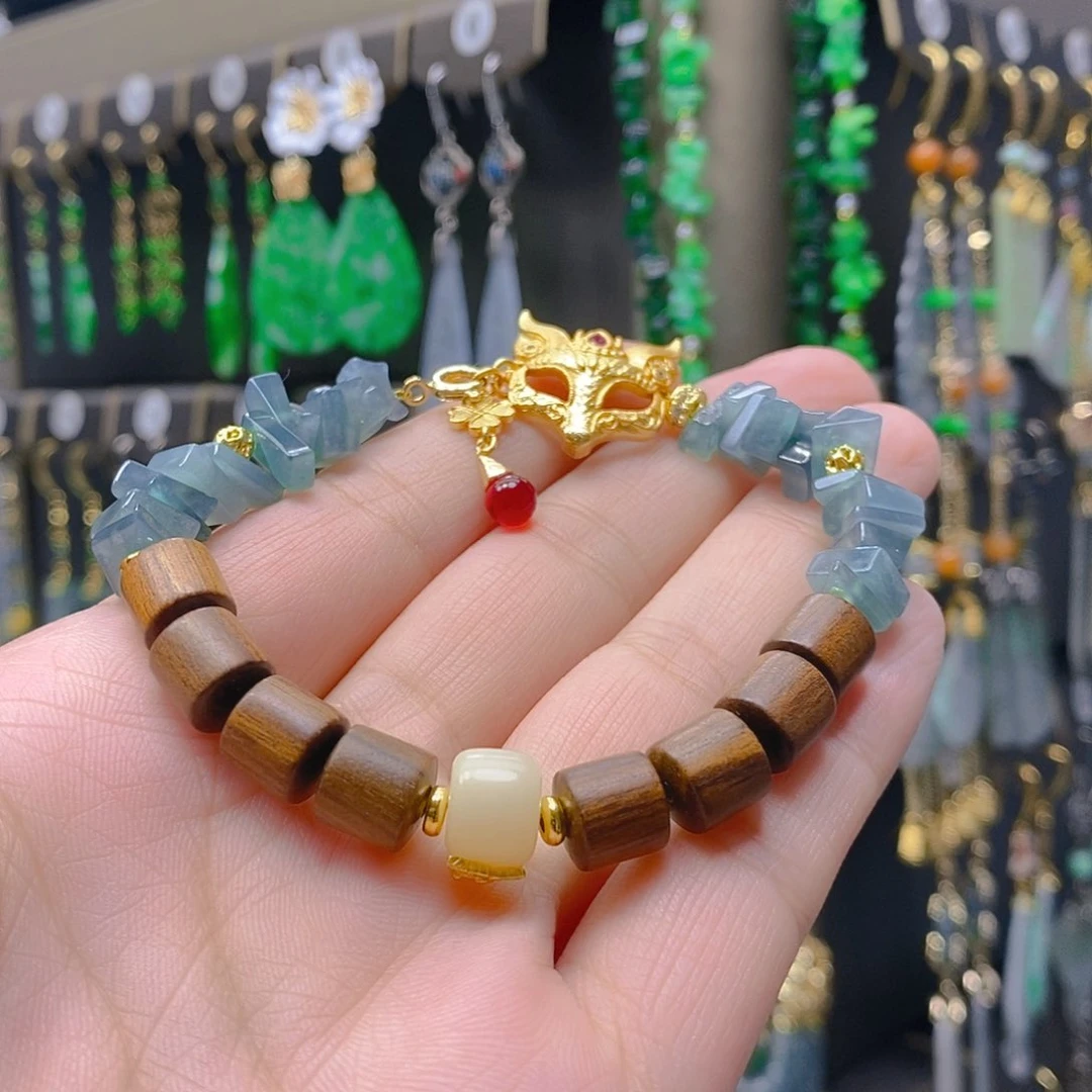 未镶嵌翡翠耳饰翡翠