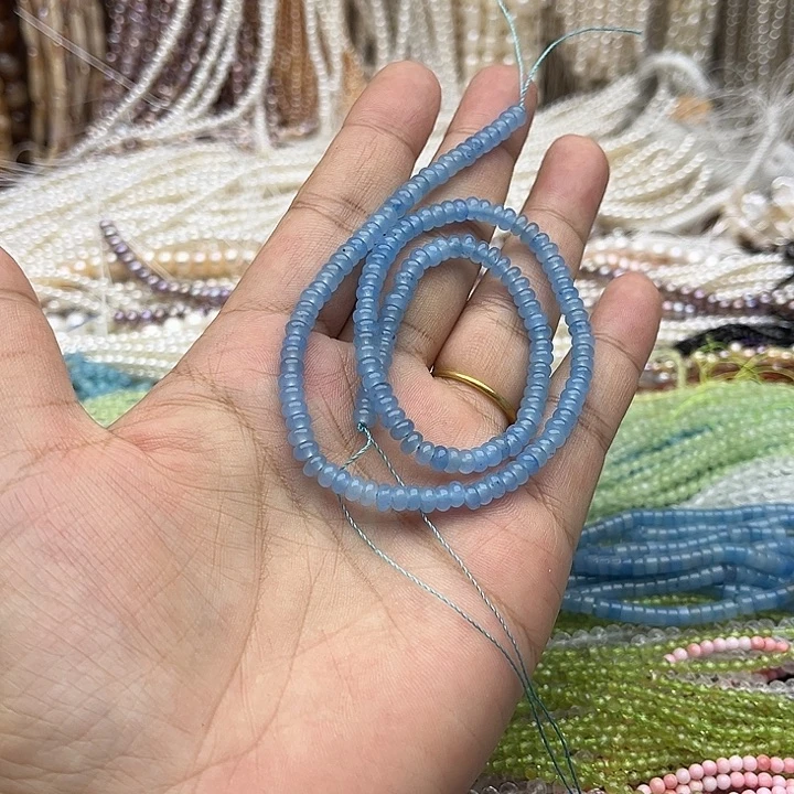 玛瑙/玉髓未镶嵌珠宝半成品一条4mm左右海蓝宝算盘珠