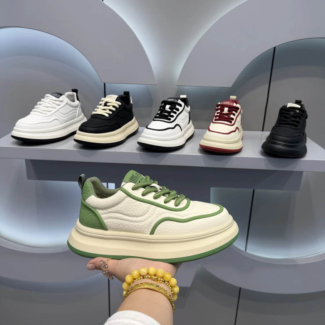 2025 新款男士运动时尚青春小众高端日常休闲秋冬潮鞋（皮鞋尺码）