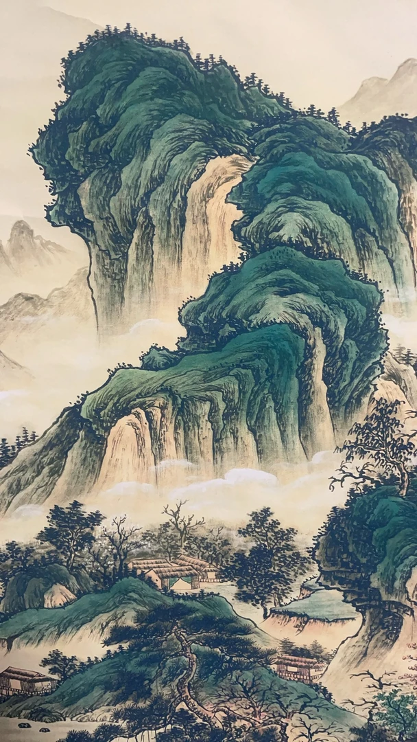 重绿精美装饰画一件