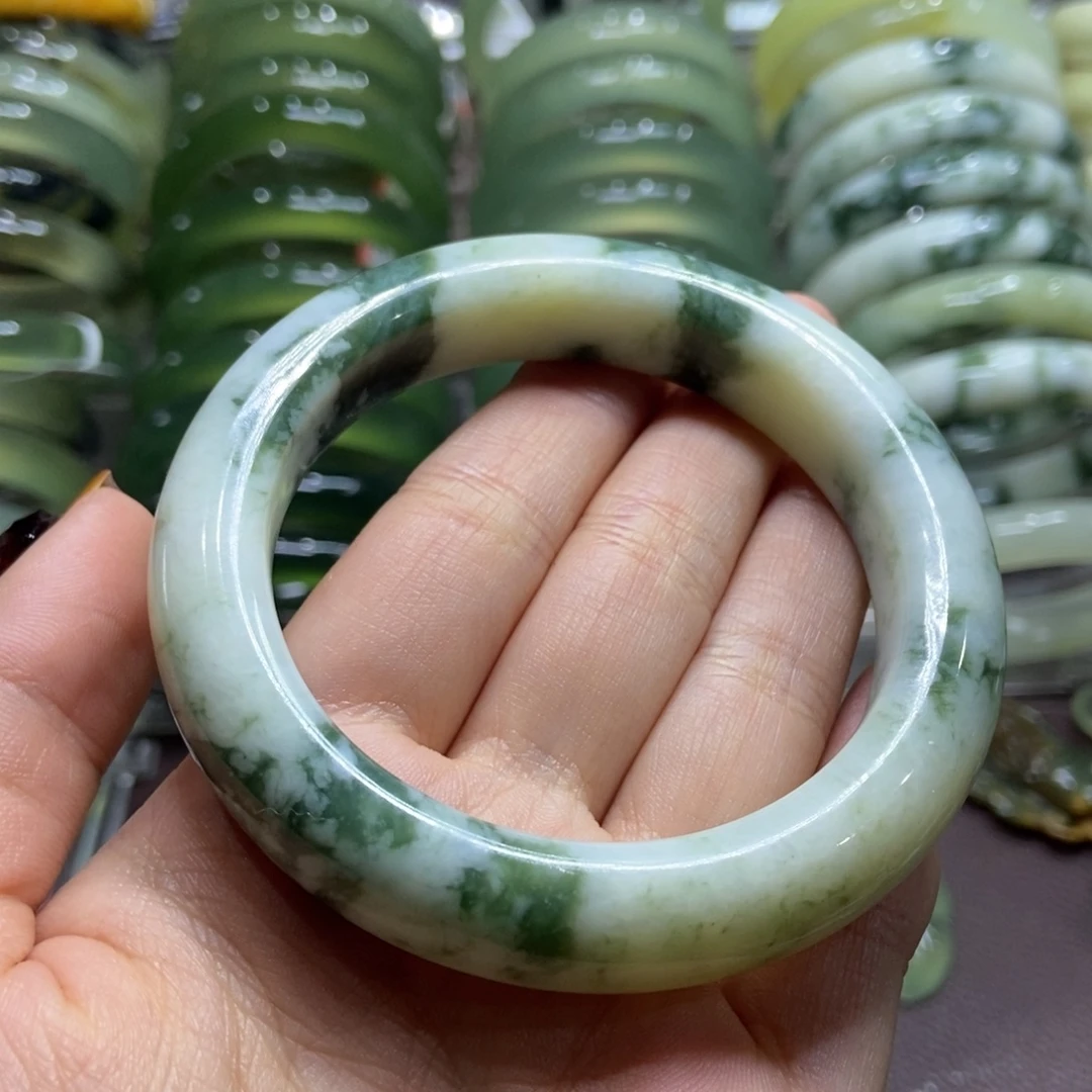 岫玉未镶嵌手镯59
