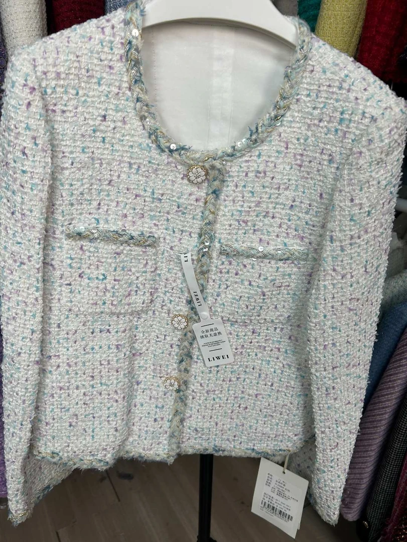 T16 秋冬季新款时尚优雅小香风短外套 YL25004-白色