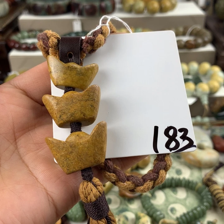 岫岩河磨玉（透闪石质玉）未镶嵌珠宝奇石