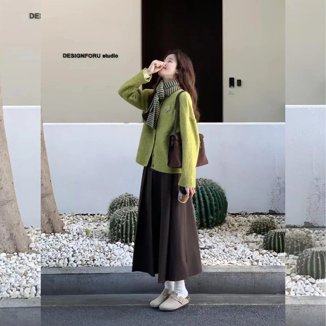 韩系桔梗森女系超好看别致针织衫2026年秋季时尚英伦风半身裙套装