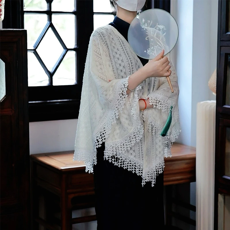 2025夏季款旗袍披肩新款米色外搭针织简约素雅年轻款日常穿盘扣女