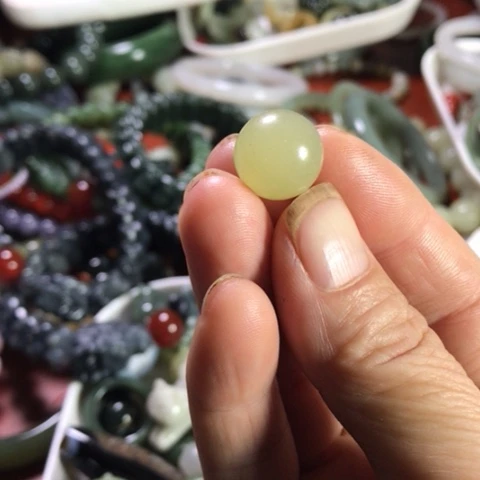 未镶嵌和田玉手机链