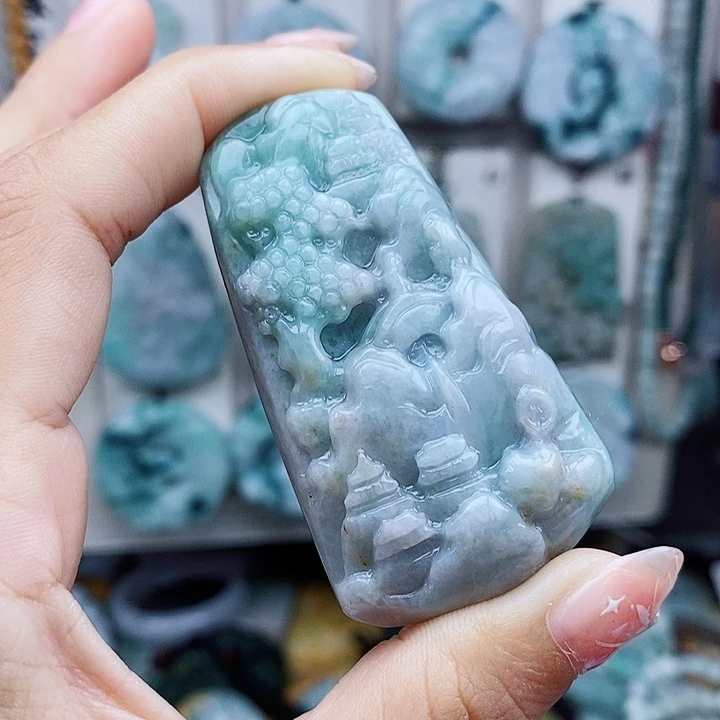 翡翠未镶嵌颈饰翡翠