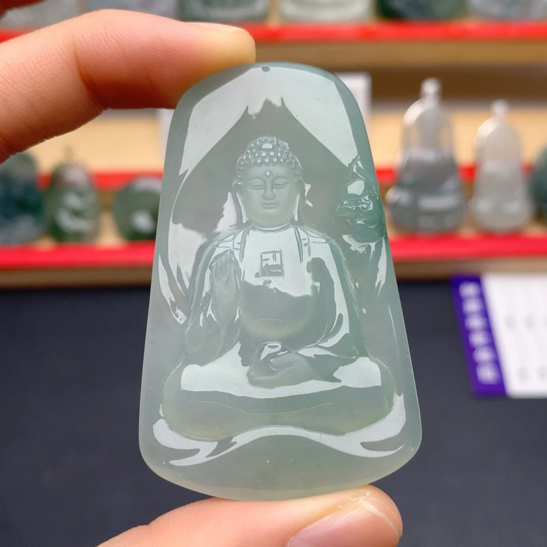 翡翠未镶嵌颈饰阿弥陀佛