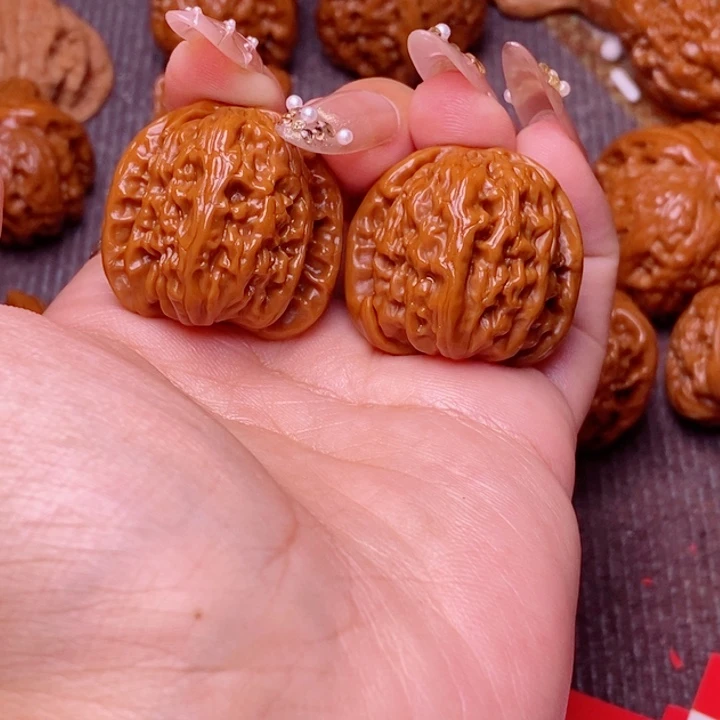 把件文玩核桃白狮子狮子头