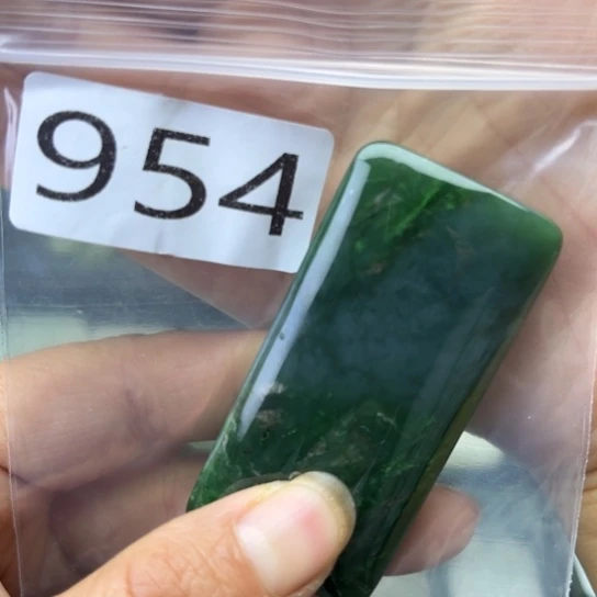 未镶嵌和田玉珠宝半成品