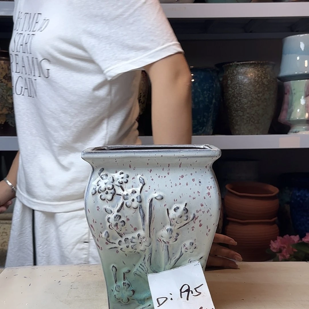 19@24 紫砂花盆尺寸