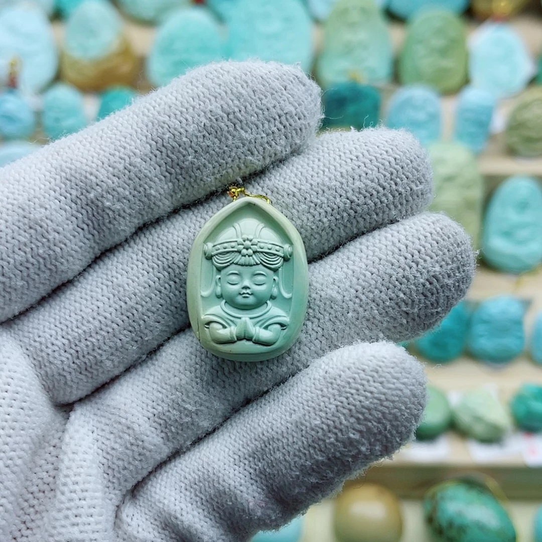 绿松石未镶嵌珠宝奇石