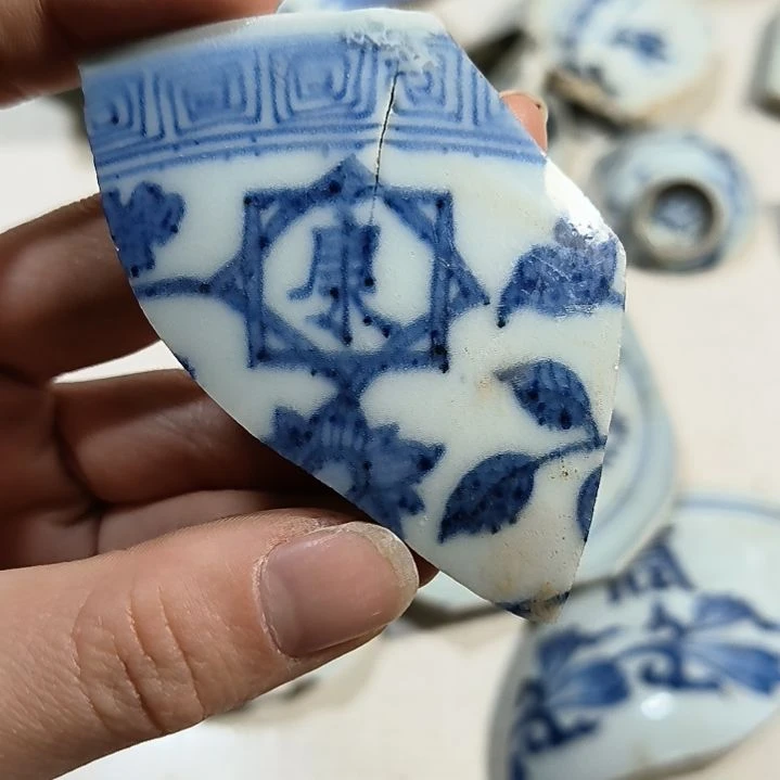 摆件瓷片瓷片瓷片瓷片