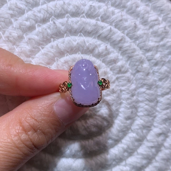 翡翠戒指18K金镶嵌红春紫貔貅戒指