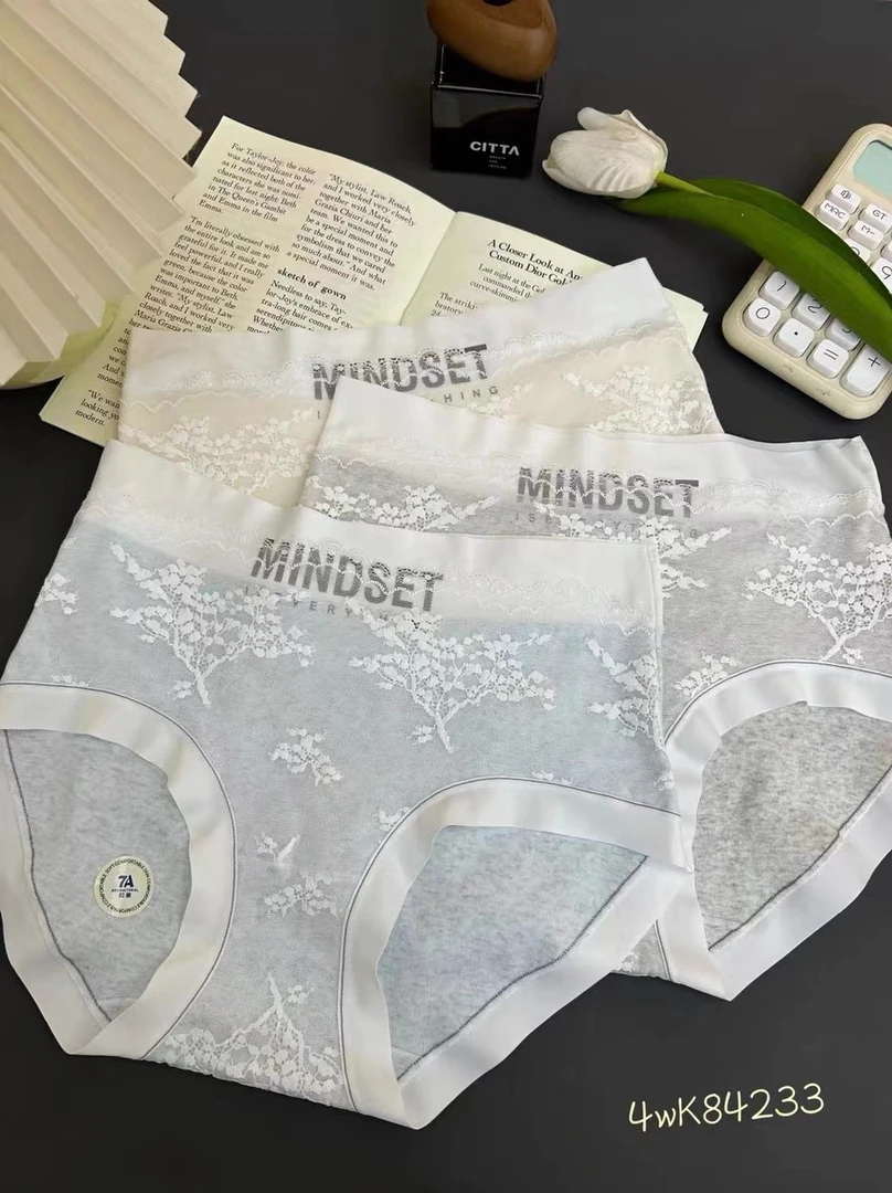 8423中腰纯棉女内裤法式蕾丝无痕包臀透气7A抑菌三角裤
