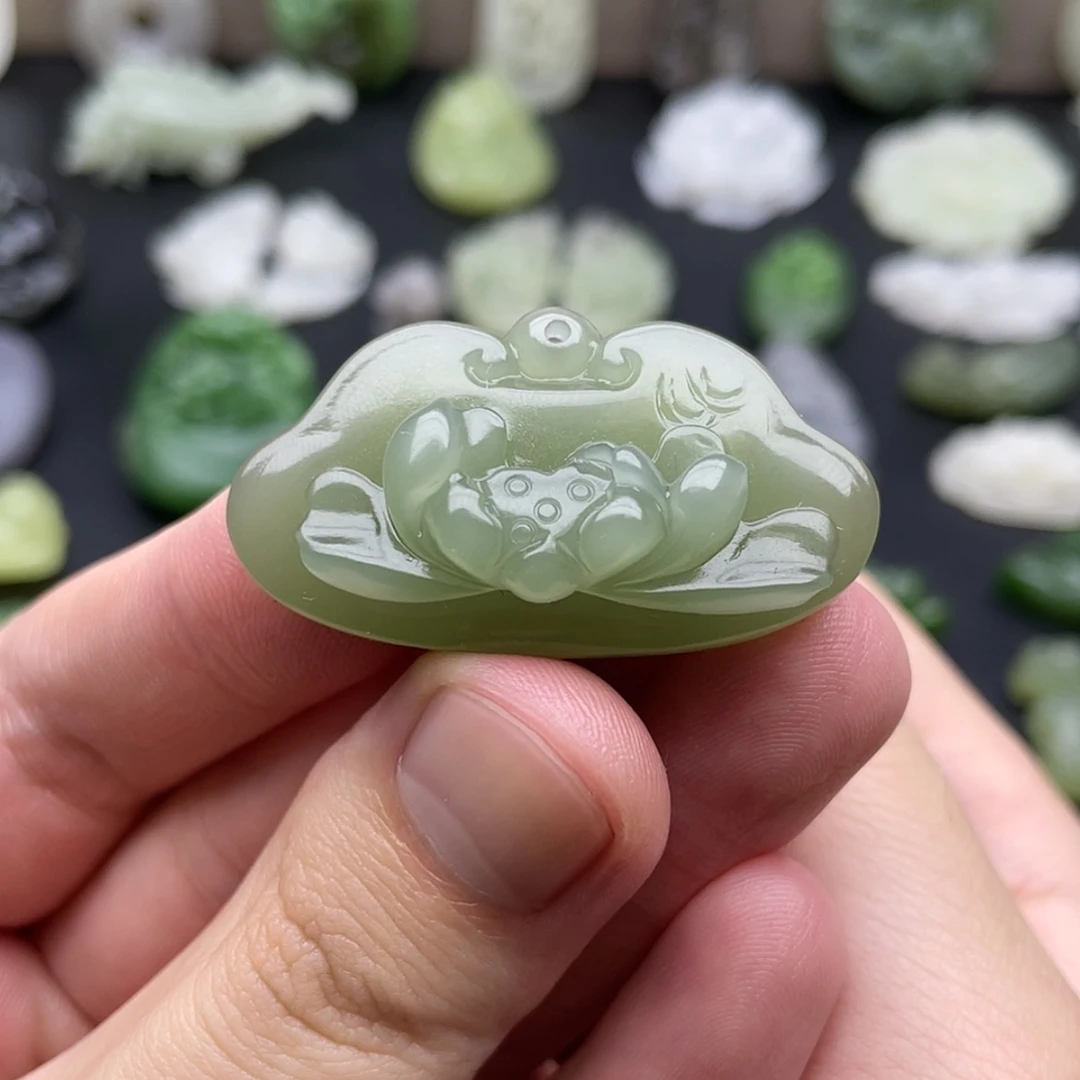 【闪购商品】颈饰未镶嵌和田玉