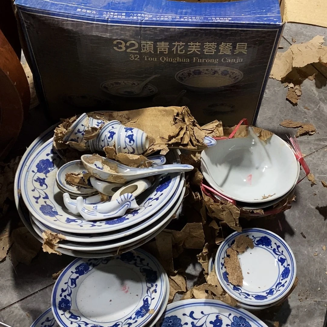 陶摆件景德镇陶瓷32头芙蓉花