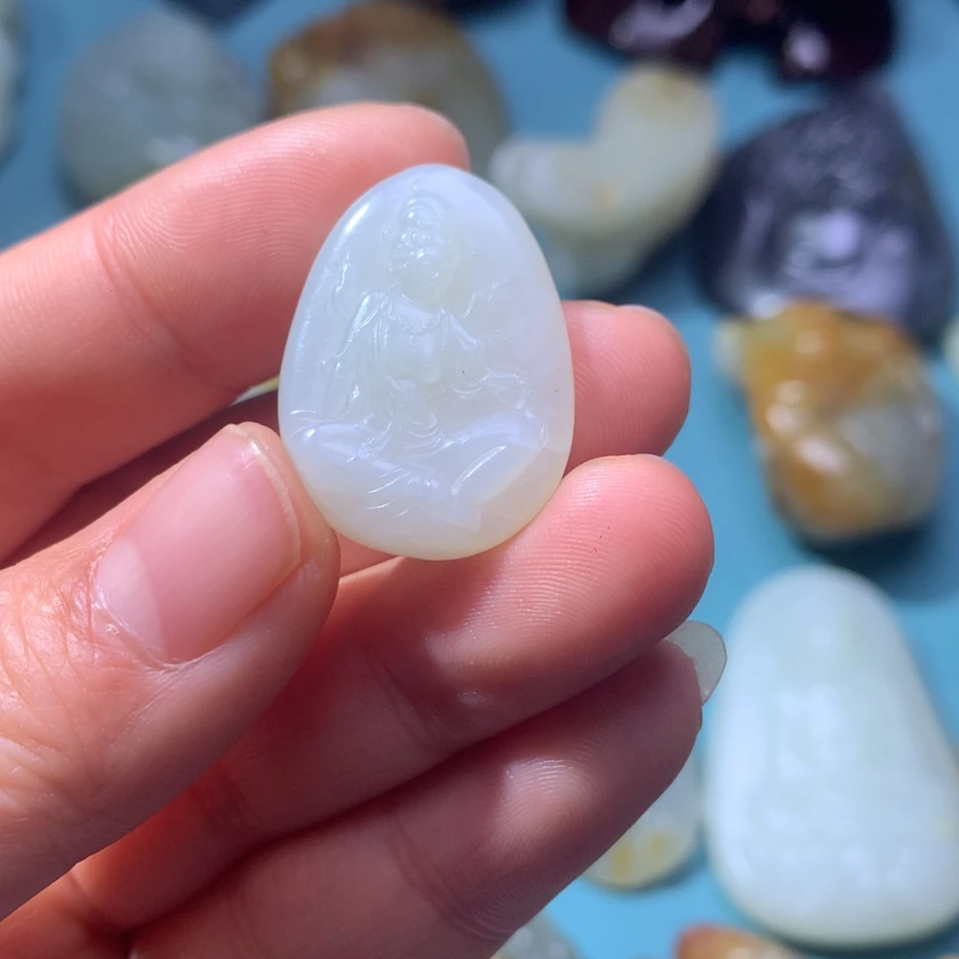 和田玉挂件未镶嵌$*飞