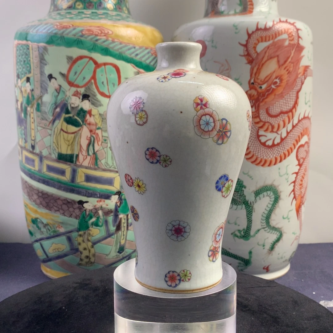 陶瓶3595瓷器—粉彩皮球花卉纹梅瓶
