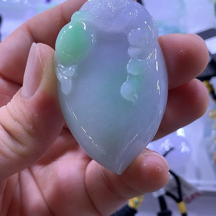翡翠未镶嵌颈饰天然翡翠A货吊坠