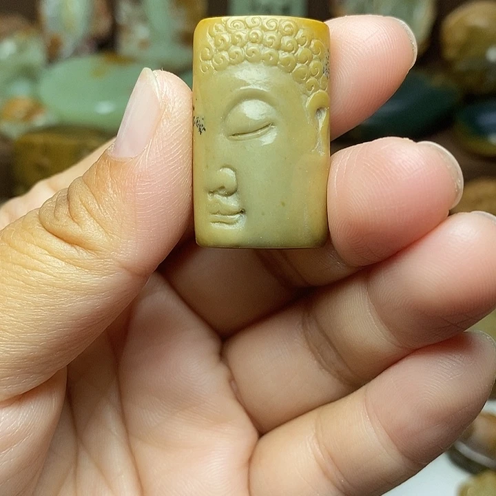 岫岩河磨玉（透闪石质玉）未镶嵌颈饰