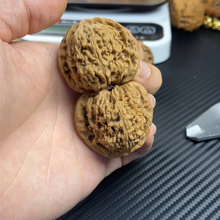 把件文玩核桃42全品南疆（头伏黄）