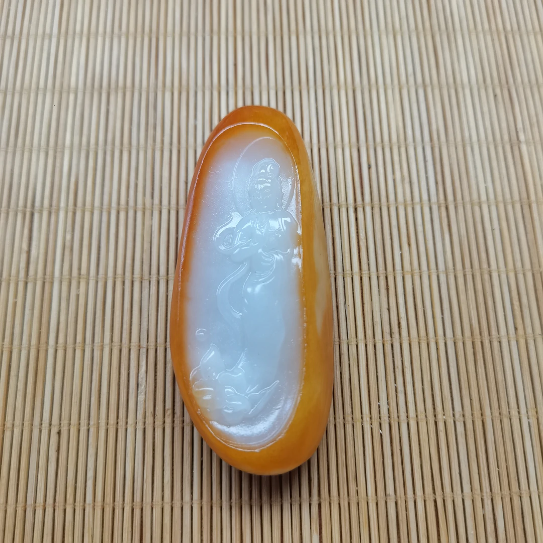 新疆和田玉莲花观音菩萨66克